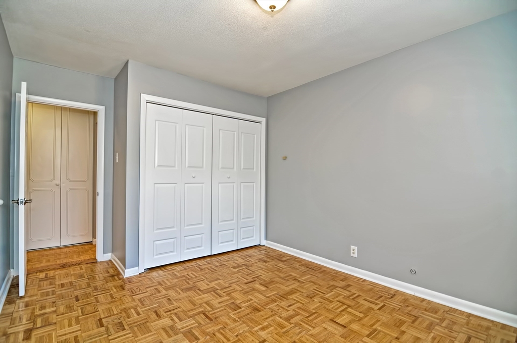 2 bed, 2 bath apartment for rent at 35 Lake Shore Ct Unit 2-2, Brighton — photo 17 of 19