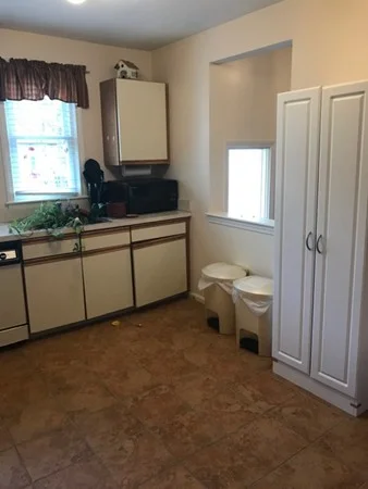 2 bed, 1 bath apartment for rent at 35 Lamplighter Ln Unit 35, Easton — photo 2 of 9