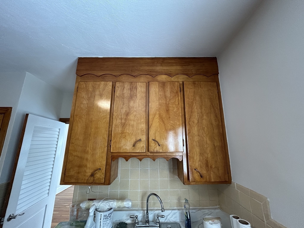 3 bed, 1 bath apartment for rent at 35 Leniston Unit 2, Roslindale — photo 18 of 24
