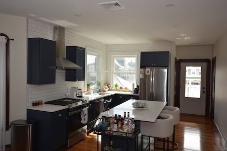 2 bed, 1 bath apartment for rent at 35 Lincoln St Unit 2, Winthrop — photo 2 of 9