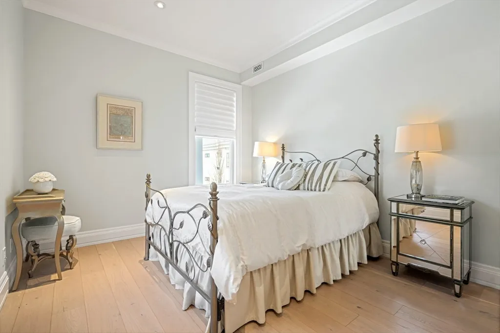 3 bed, 3 bath apartment for rent at 35 Littles Point Rd Unit S-201, Swampscott — photo 17 of 36