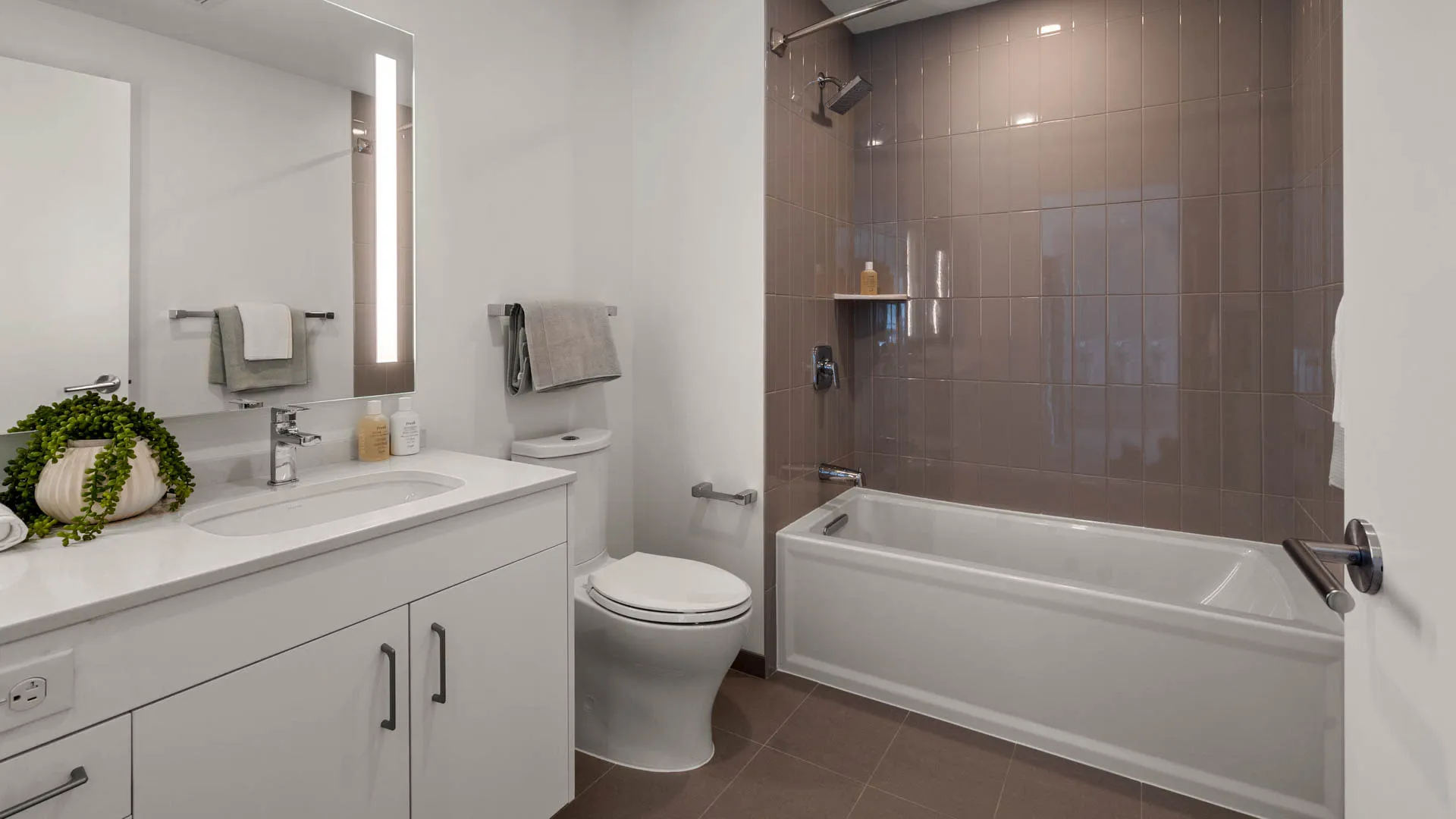 2 bed, 2 bath apartment for rent at 35 Lomasney Way Unit 3203, West End — photo 16 of 36