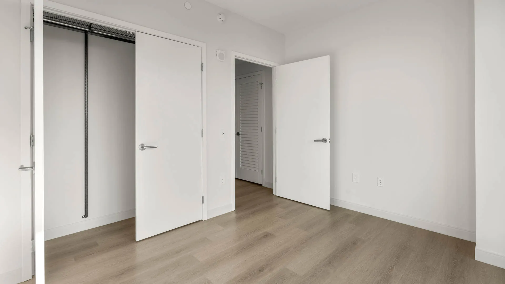 2 bed, 2 bath apartment for rent at 35 Lomasney Way Unit 803, West End — photo 2 of 36