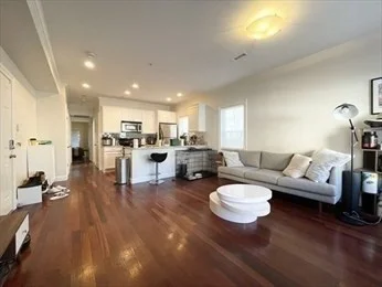 2 bed, 1 bath apartment for rent at 35 Magnolia Ave Unit 2, Central Square — photo 1 of 16