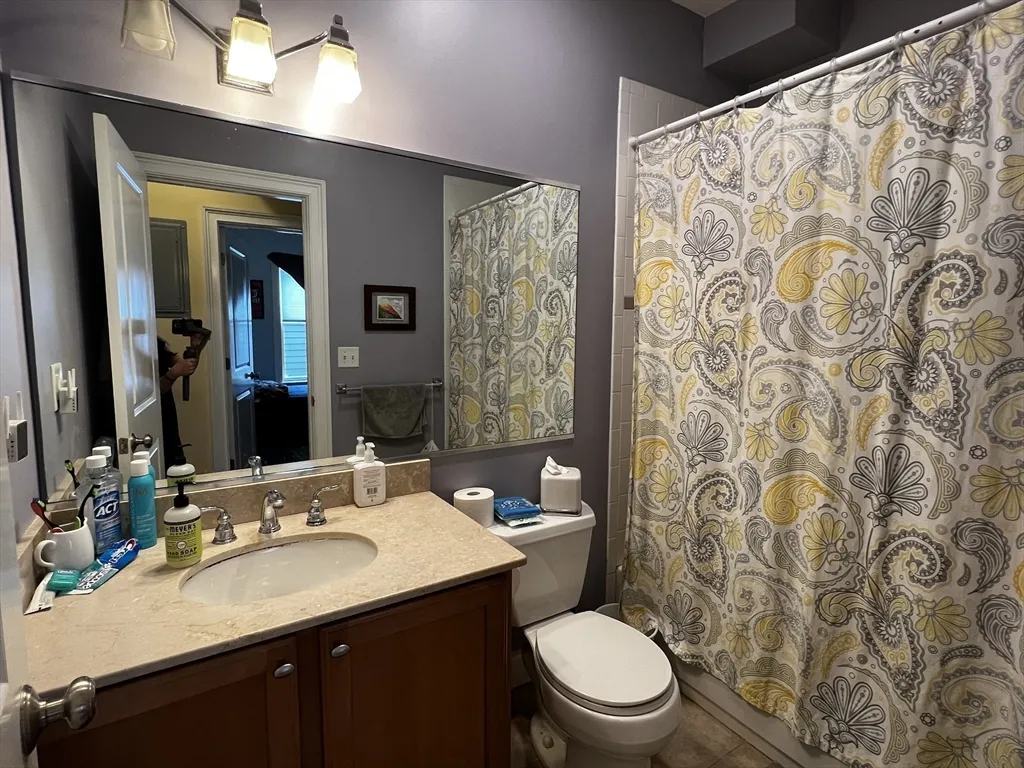 2 bed, 1.5 bath apartment for rent at 35 Magnolia Ave Unit 6, Mid Cambridge — photo 11 of 13