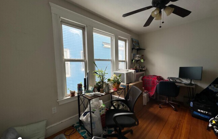 3.5 bed, 2 bath apartment for rent at 35 Magnus Ave Unit 2, Ward Two — photo 12 of 19
