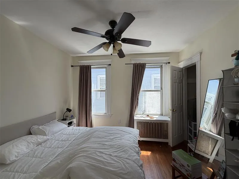 3 bed, 2 bath apartment for rent at 35 Magnus Ave Unit 3, Ward Two — photo 11 of 16