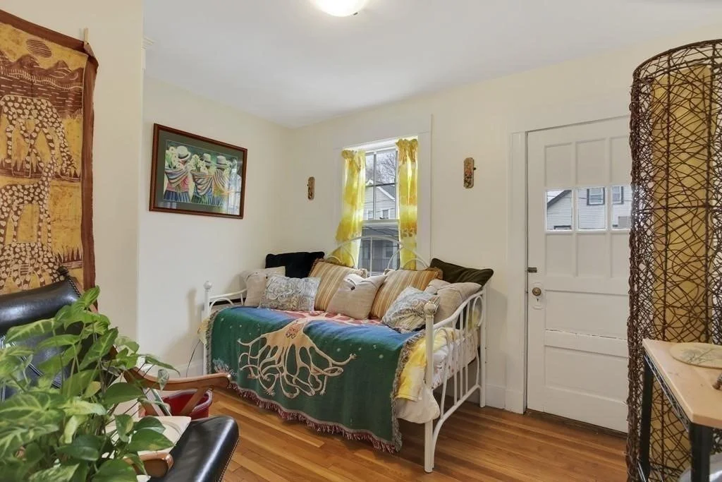 4 bed, 1 bath apartment for rent at 35 Manning St Unit 2, Roslindale — photo 8 of 15