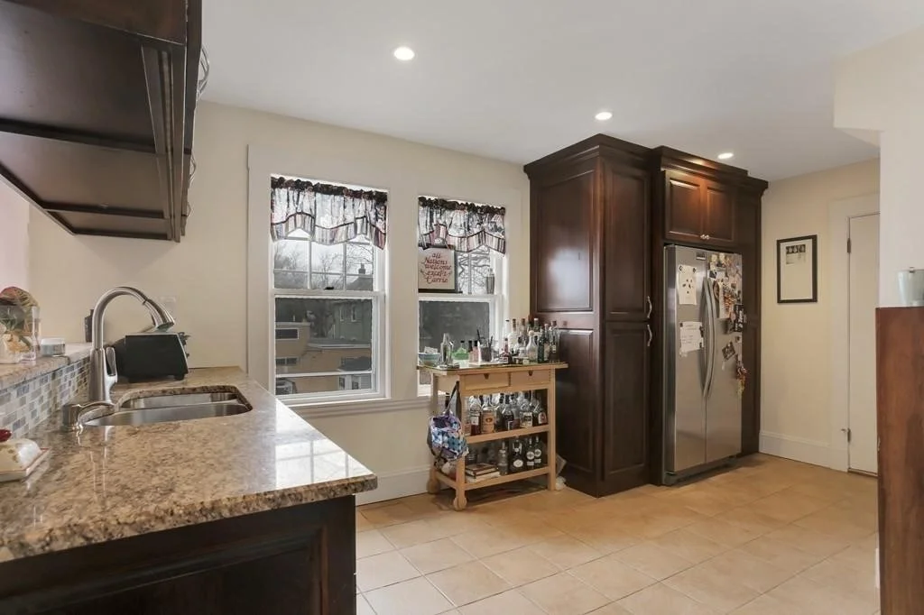 4 bed, 1 bath apartment for rent at 35 Manning St Unit 2, Roslindale — photo 5 of 15