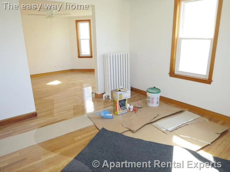 3 bed, 1 bath apartment for rent at 35 Mansfield St Unit 2, Union Square — photo 11 of 12