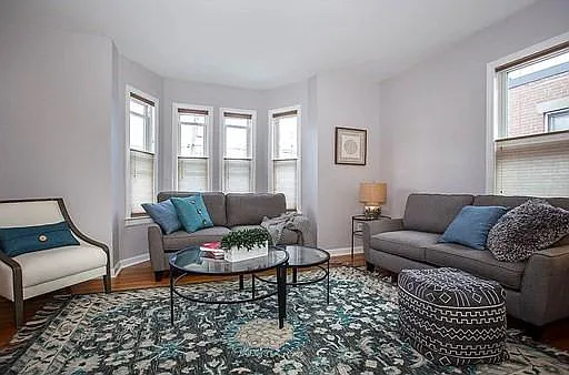 4.5 bed, 2 bath apartment for rent at 35 Maple St Unit 3, South Side — photo 5 of 19