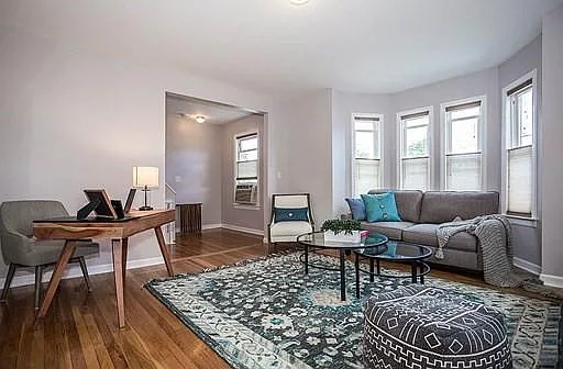 4.5 bed, 2 bath apartment for rent at 35 Maple St Unit 3, South Side — photo 7 of 19