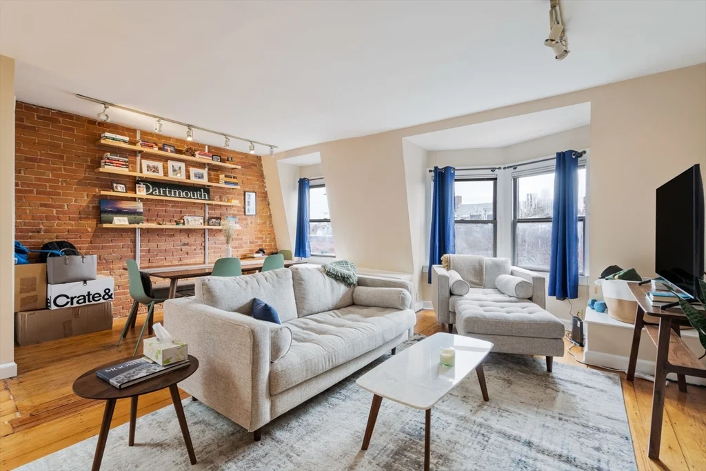 1 bed, 1 bath apartment for rent at 35 Milford St Unit 5, South End — photo 1 of 20
