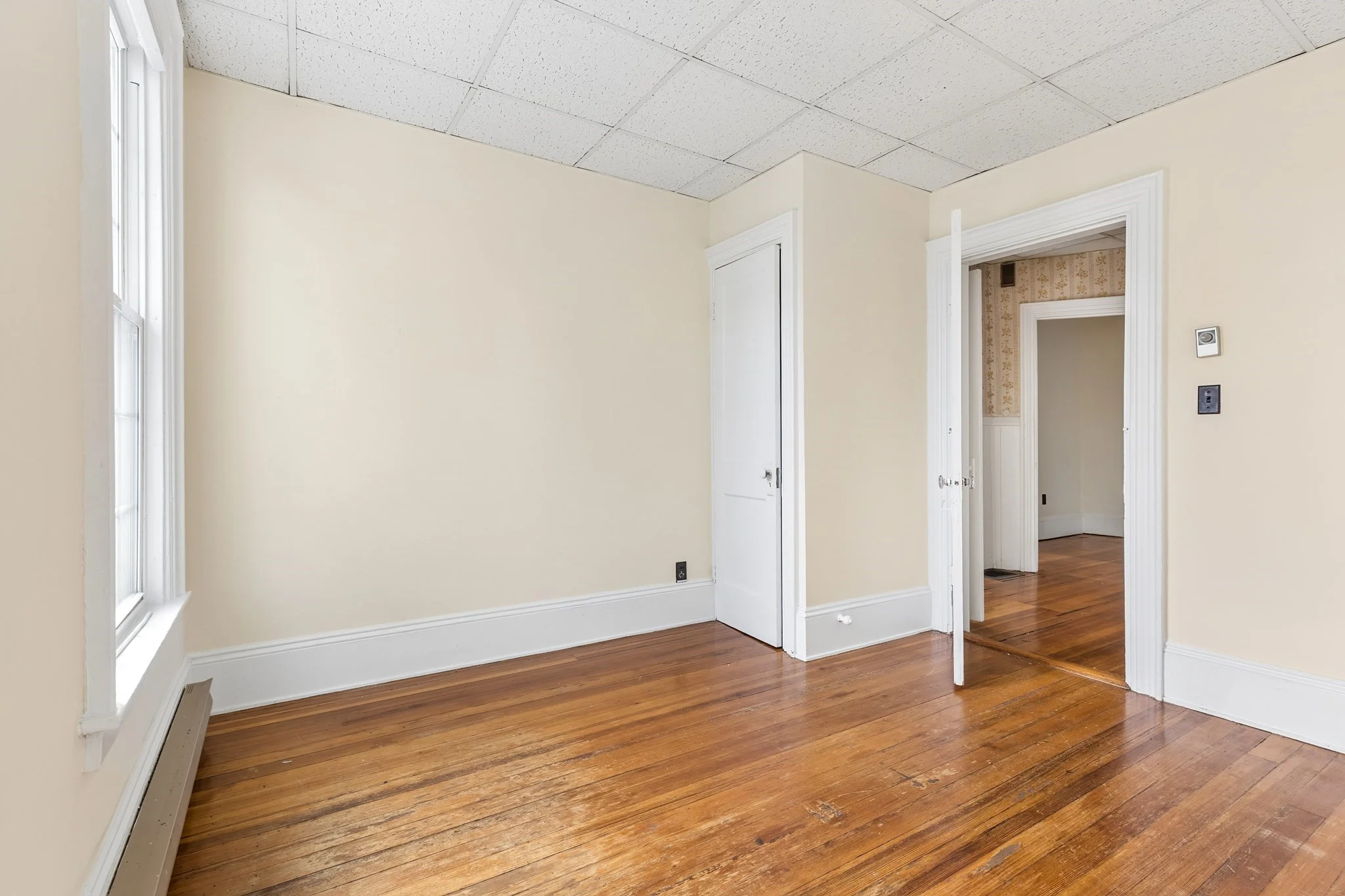 3 bed, 1 bath apartment for rent at 35 Morse St Unit 2, Newton Corner — photo 13 of 30