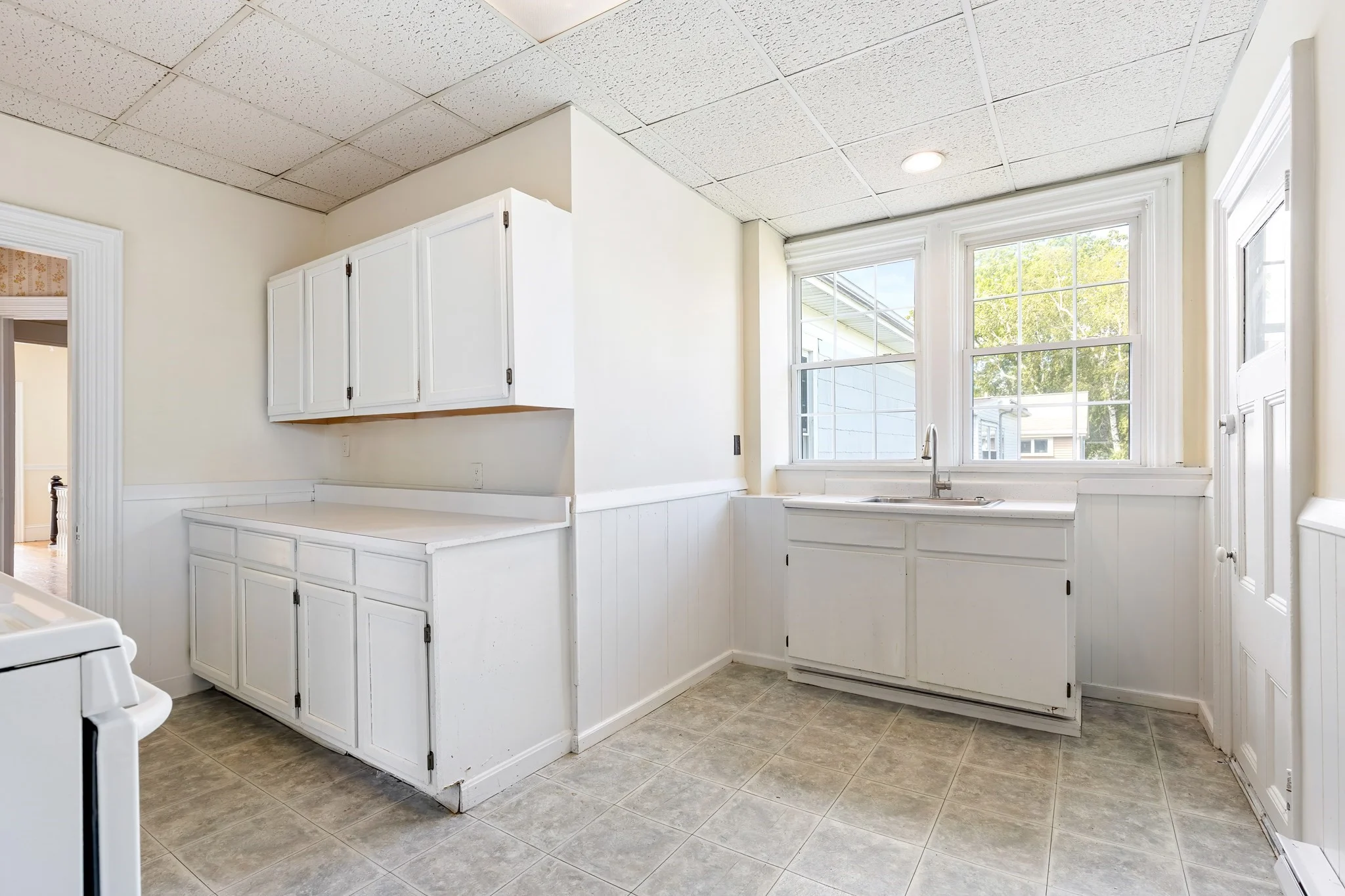 3 bed, 1 bath apartment for rent at 35 Morse St Unit 2, Newton Corner — photo 7 of 30