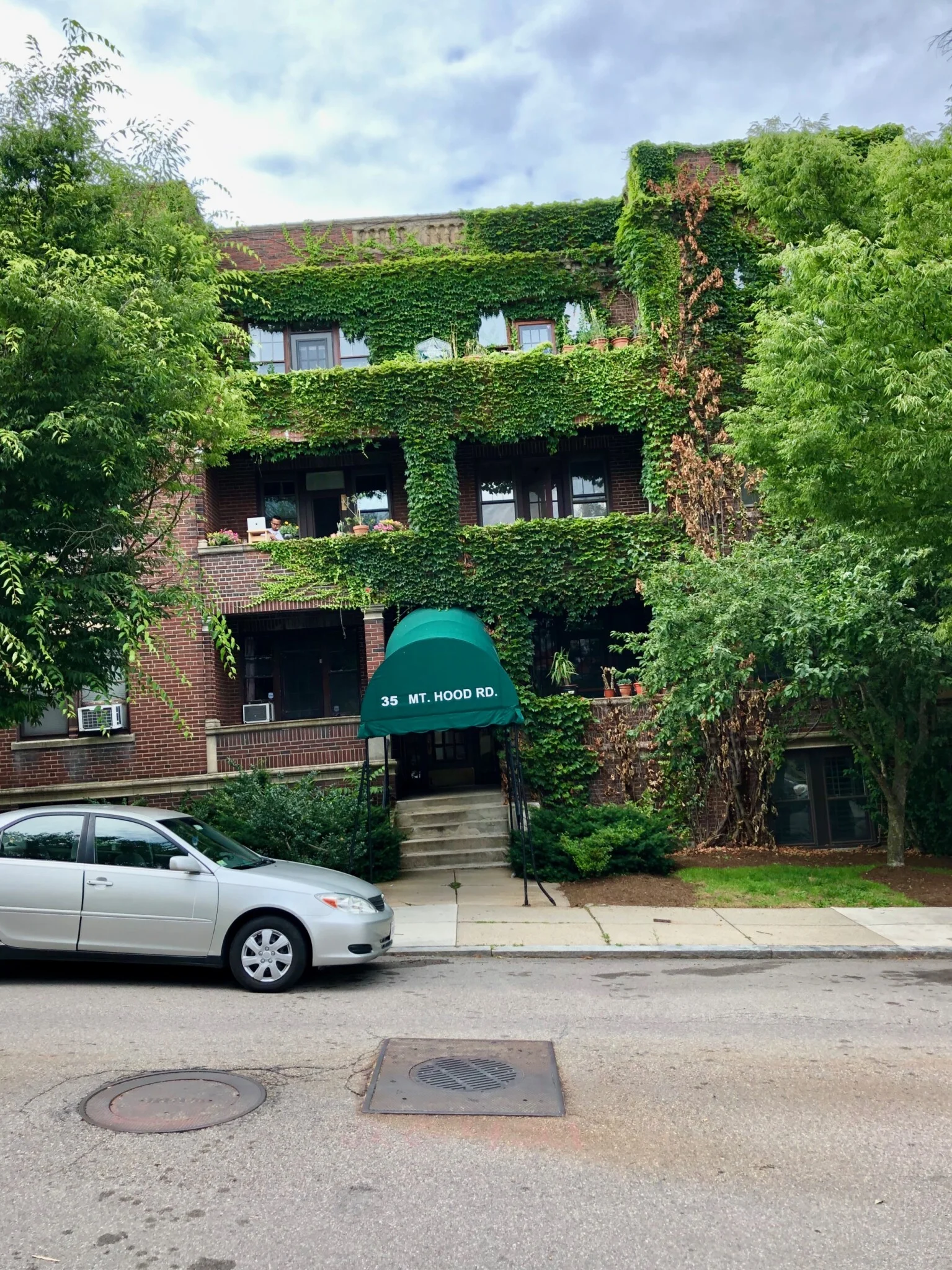2 bed, 1 bath apartment for rent at 35 Mount Hood Rd Unit 10, Brighton — photo 14 of 14