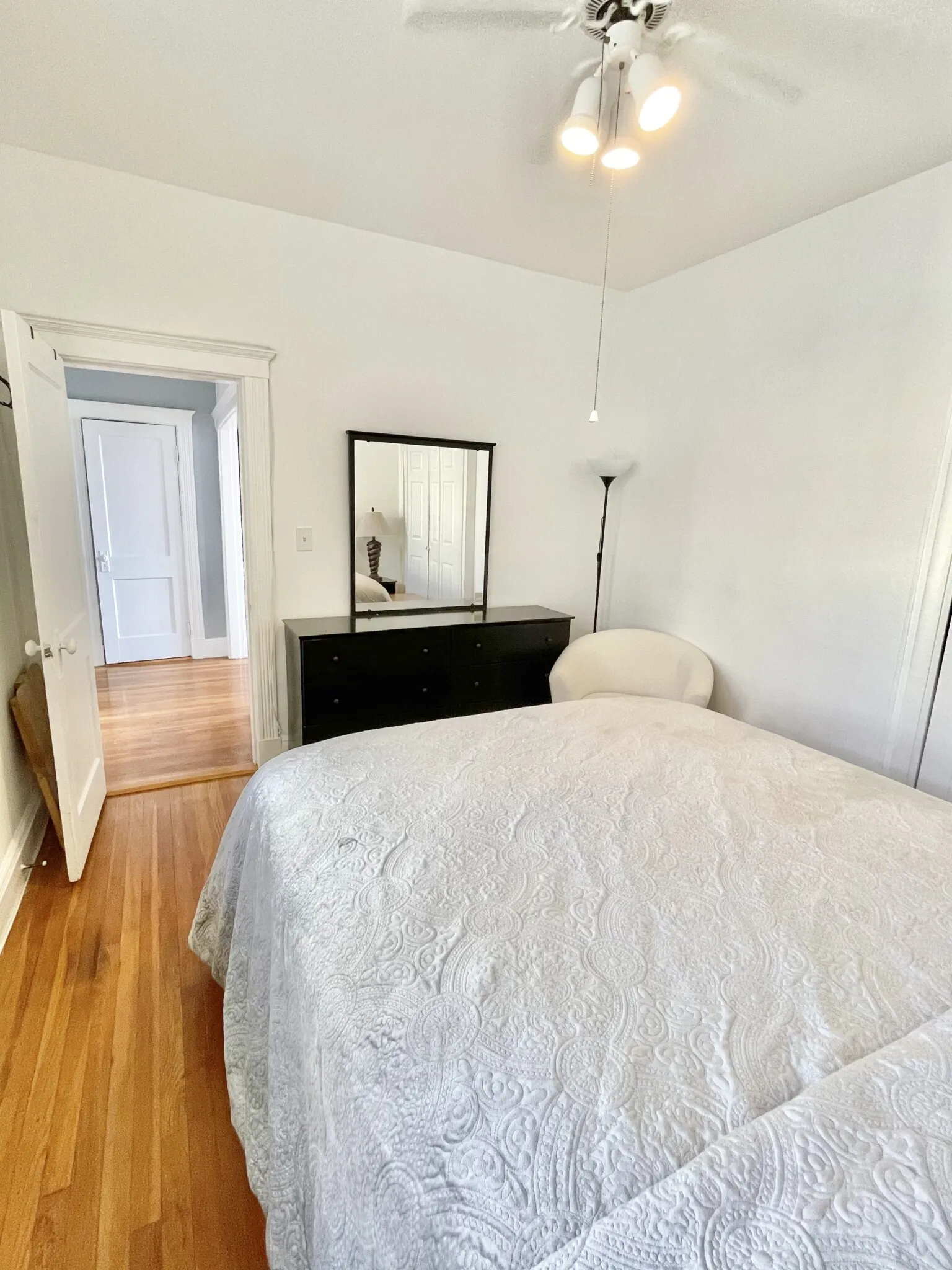 2 bed, 1 bath apartment for rent at 35 Mount Hood Rd Unit 10, Brighton — photo 4 of 14