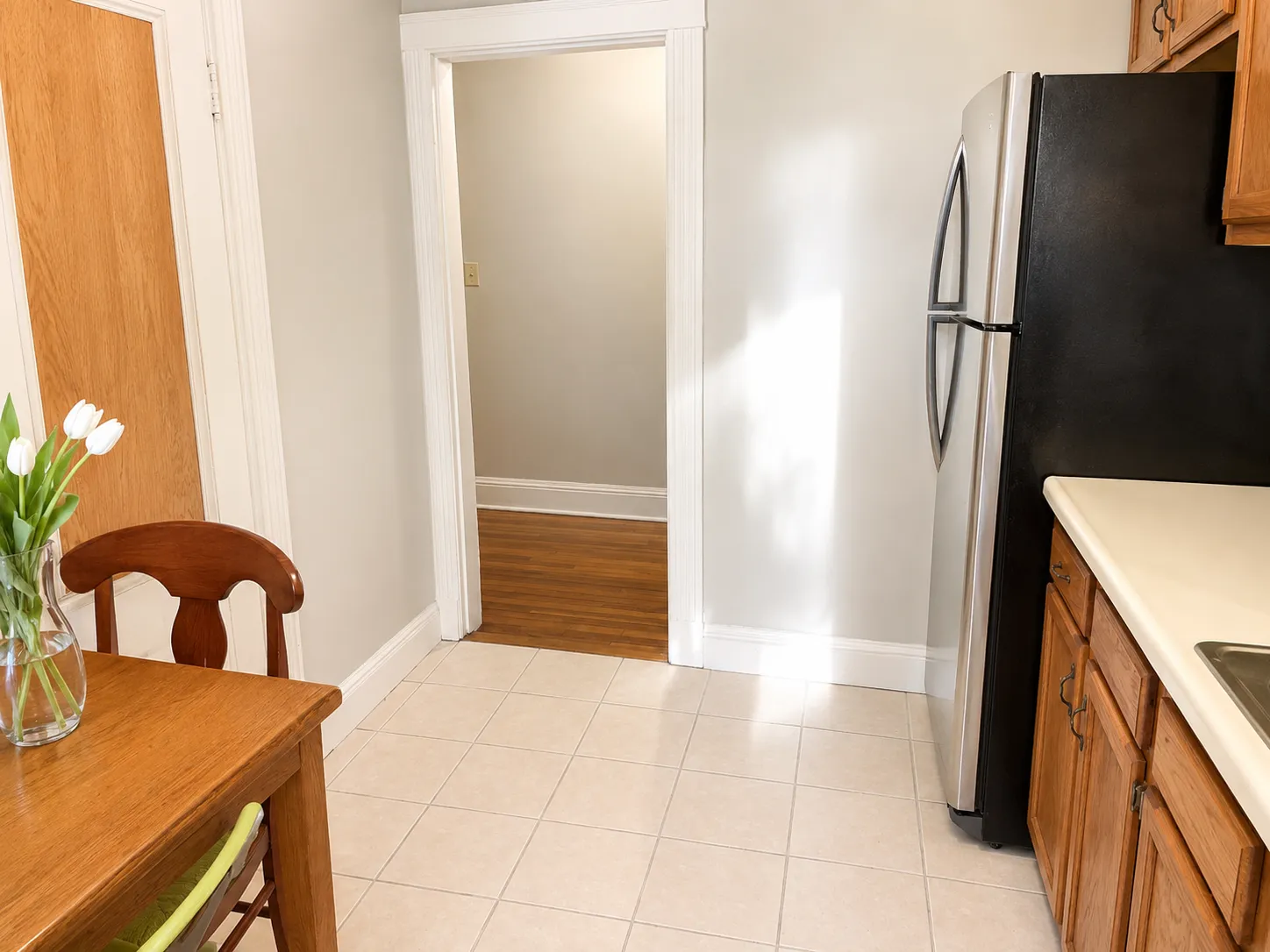 2 bed, 1 bath apartment for rent at 35 Mount Hood Rd Unit 9, Brighton — photo 4 of 8