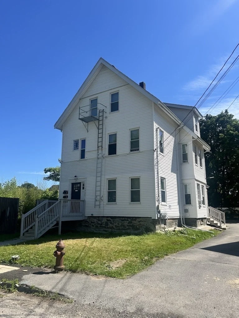 3 bed, 1 bath apartment for rent at 35 Newcomb Pl Unit 1, Taunton
