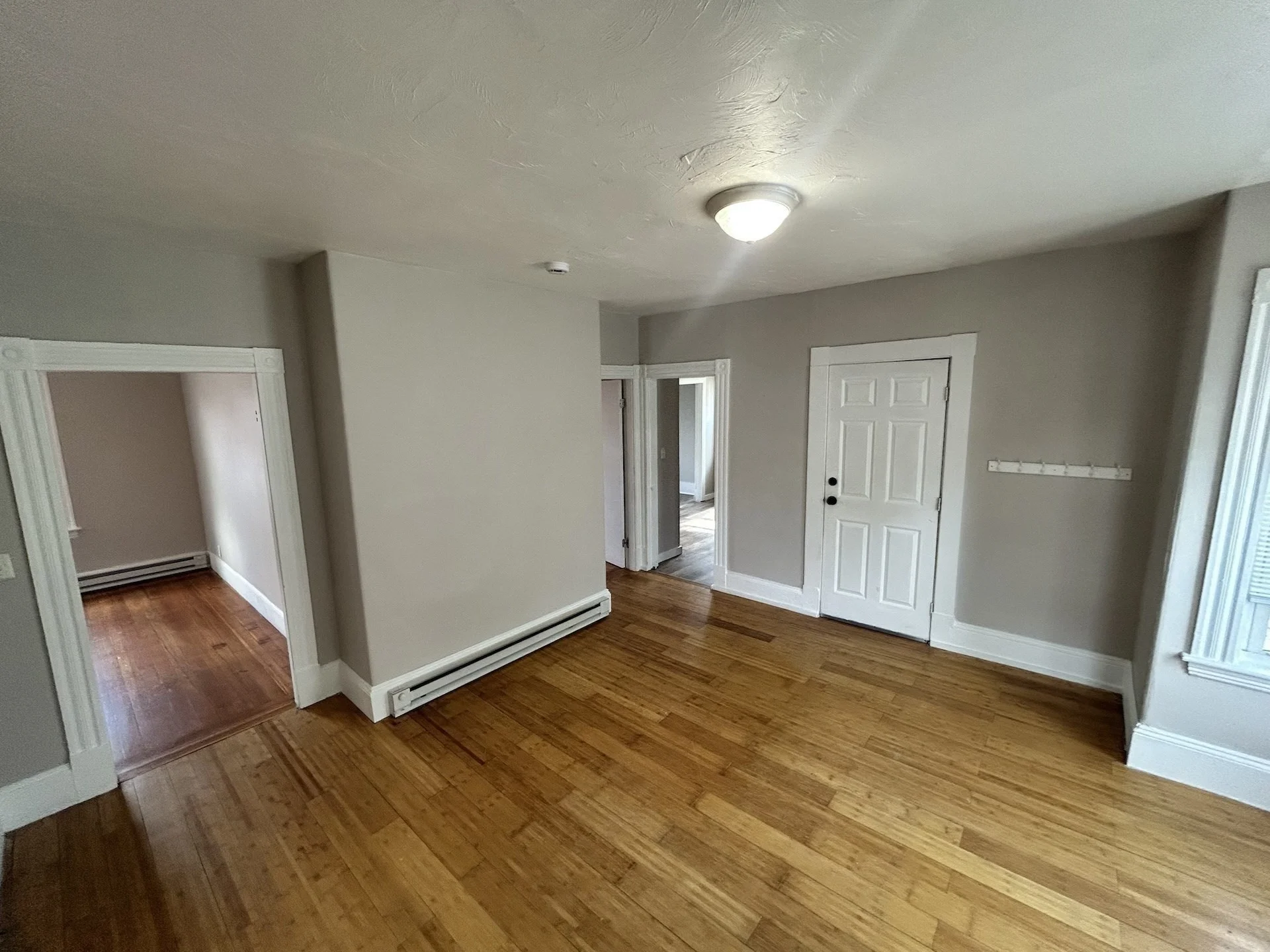 3 bed, 1 bath apartment for rent at 35 Newcomb Pl Unit 2, Taunton — photo 5 of 17