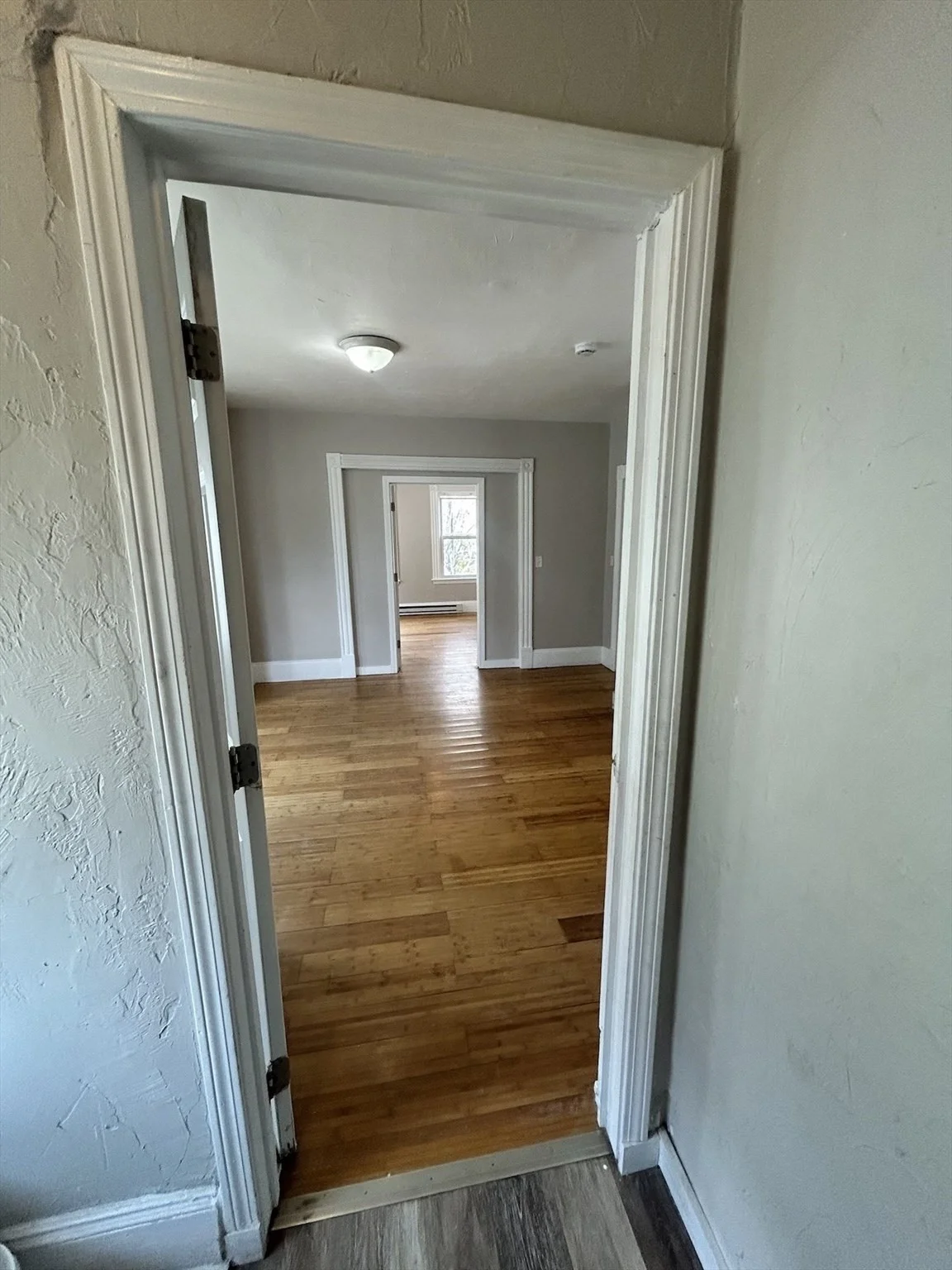 3 bed, 1 bath apartment for rent at 35 Newcomb Pl Unit 2, Taunton — photo 3 of 17