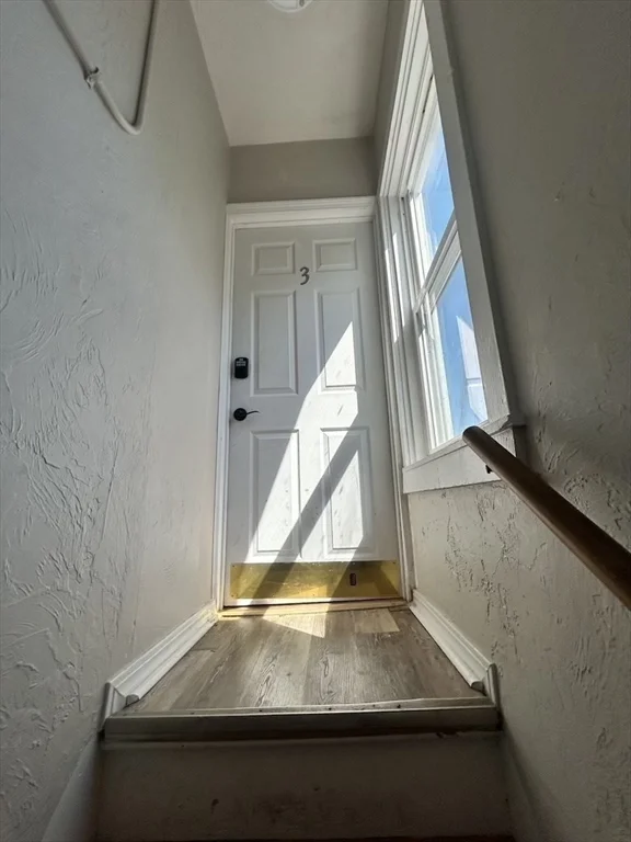 2 bed, 1 bath apartment for rent at 35 Newcomb Pl Unit 3, Taunton — photo 4 of 18