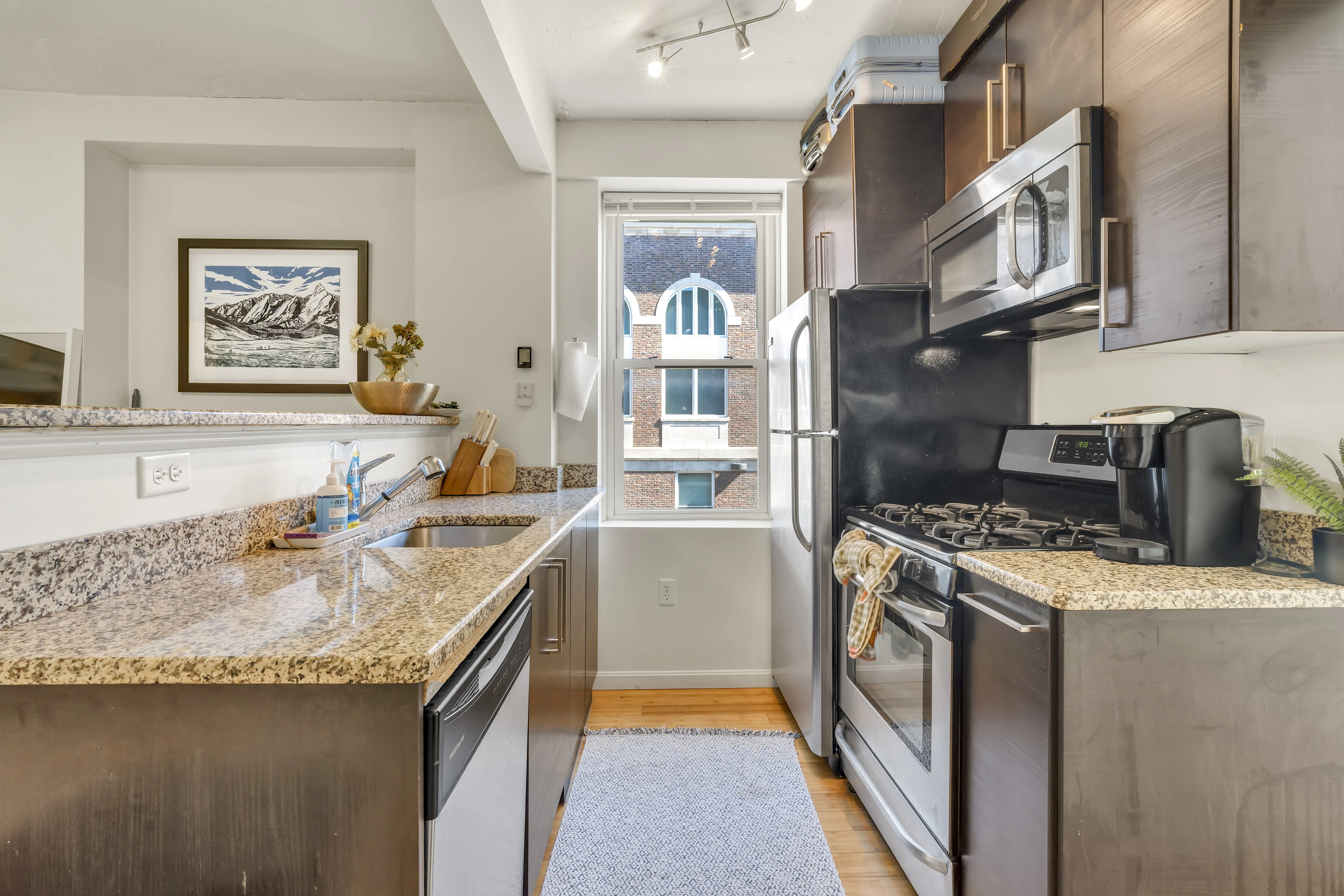 2 bed, 1 bath apartment for rent at 35 North Margin St Unit 4, North End — photo 1 of 16