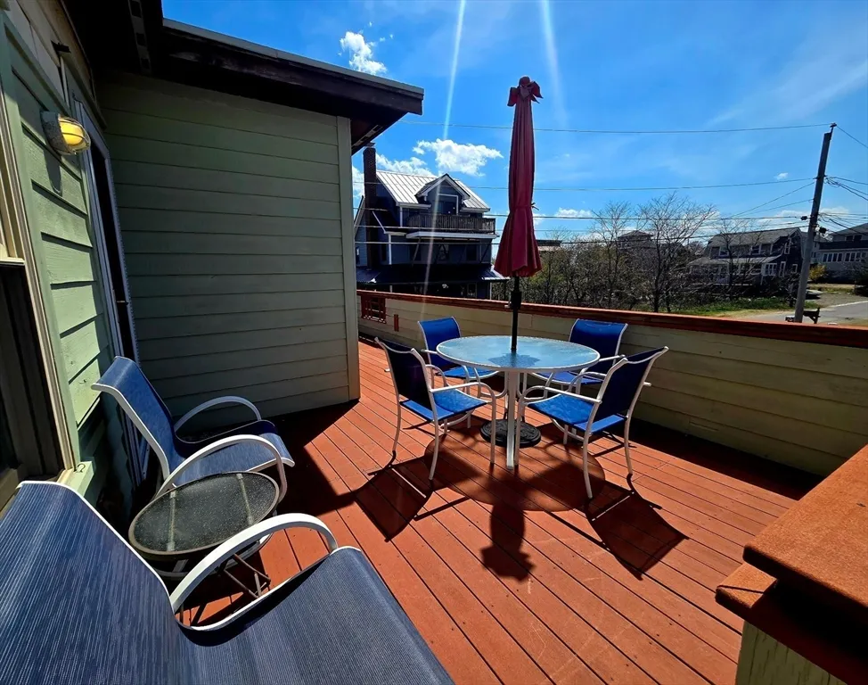 1 bed, 1 bath apartment for rent at 35 Northern Unit Side, Plum Island — photo 7 of 16