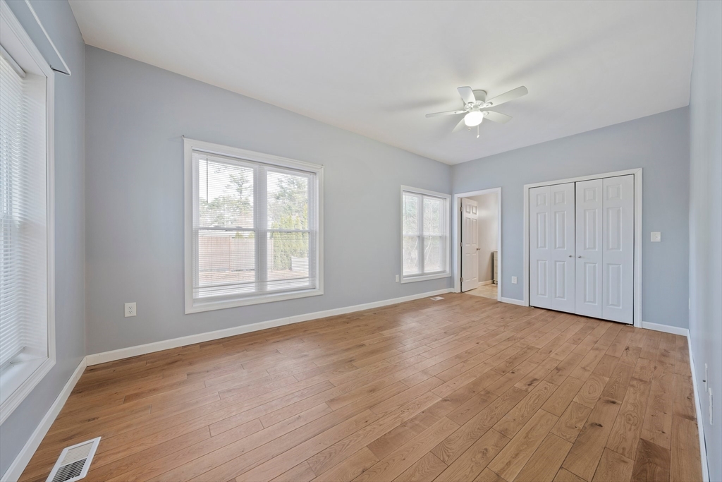 4 bed, 2 bath apartment for rent at 35 Norwood Unit A, Sharon — photo 10 of 20