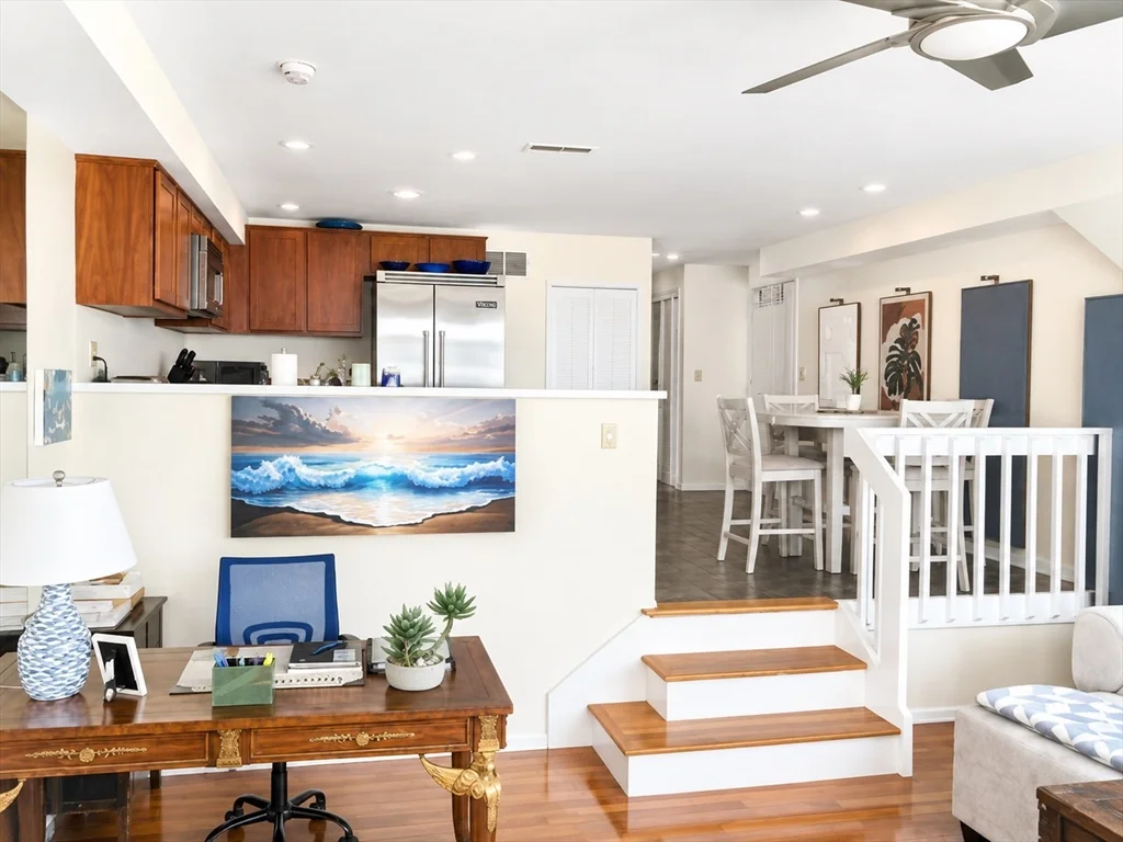 1 bed, 1 bath apartment for rent at 35 Oceanside Unit 35, Hull — photo 5 of 7