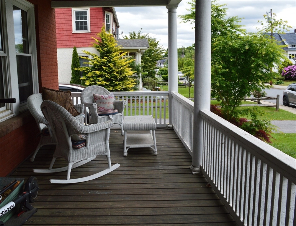 5 bed, 2 bath apartment for rent at 35 Oliver Unit 0, Framingham — photo 2 of 20