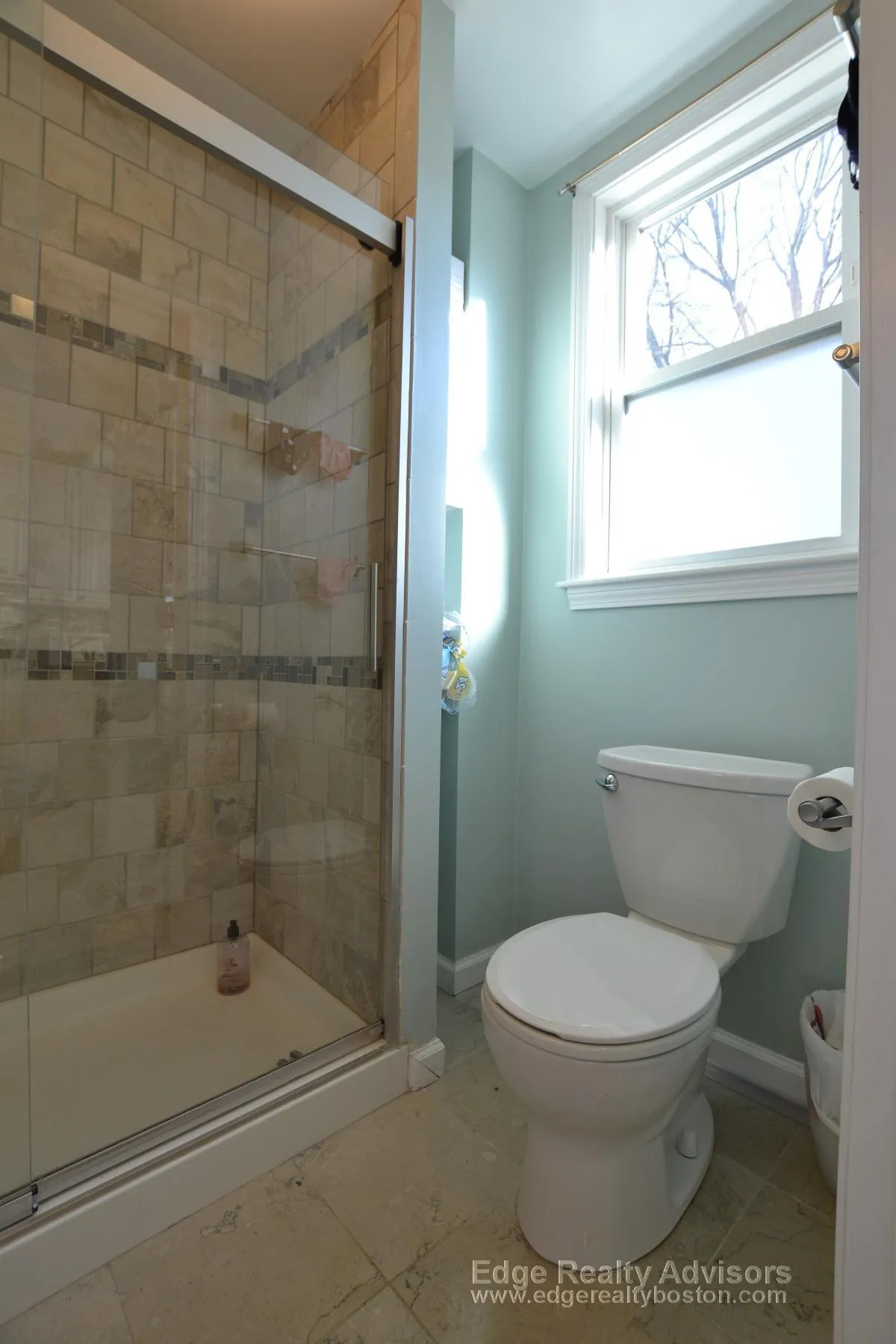 3 bed, 2 bath apartment for rent at 35 Palmer St Unit R, Banks Square — photo 10 of 14