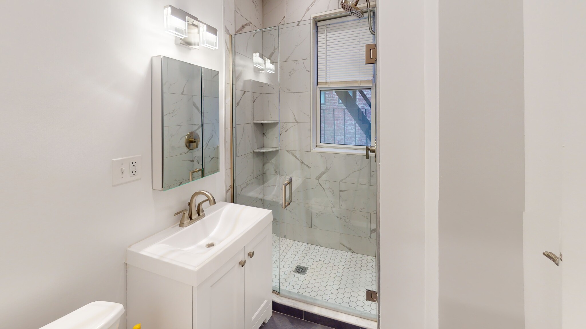 Studio bed, 1 bath apartment for rent at 35 Park Dr Unit 2, Fenway — photo 6 of 13