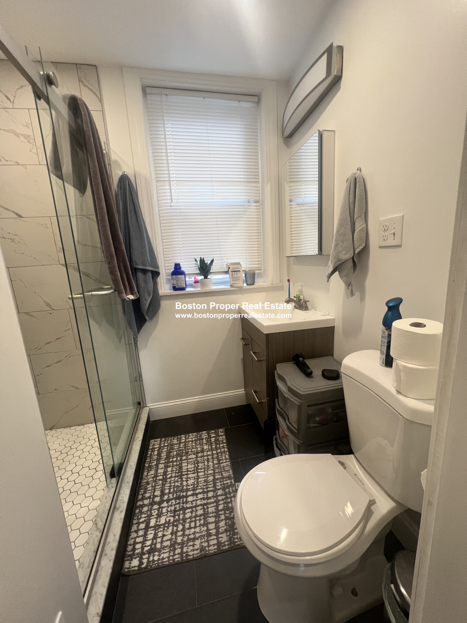 1 bed, 1 bath apartment for rent at 35 Park Dr Unit 23, Fenway — photo 12 of 17