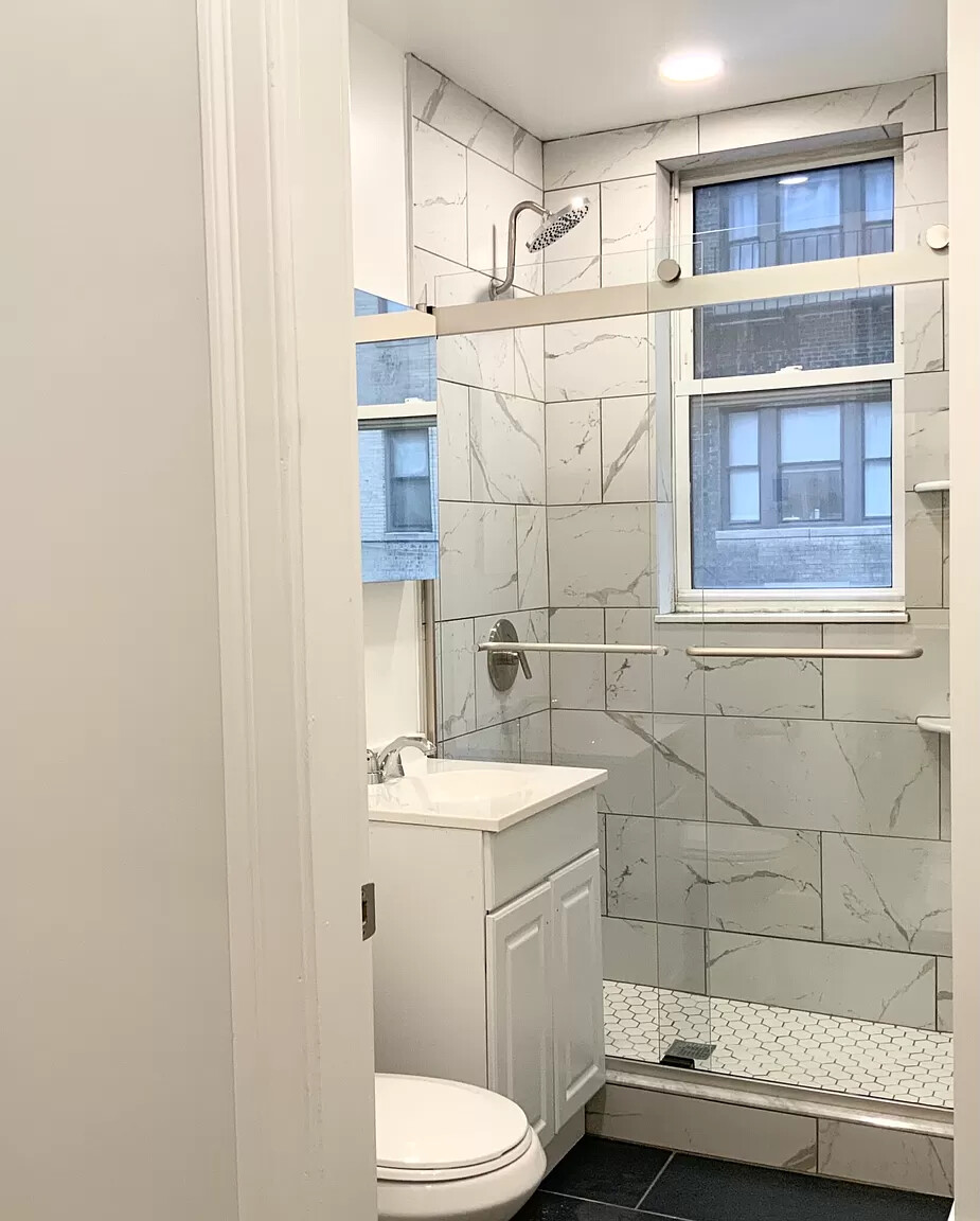 Studio bed, 1 bath apartment for rent at 35 Park Dr Unit 3, Fenway — photo 4 of 4