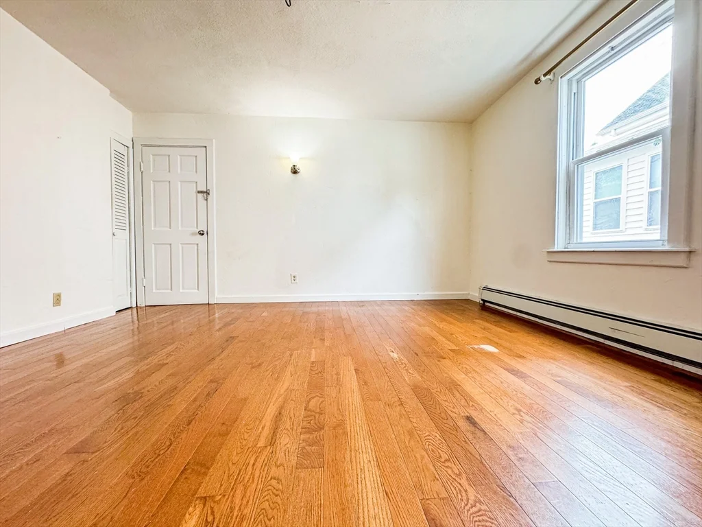 1 bed, 1 bath apartment for rent at 35 Parker St Unit 2, Quincy — photo 1 of 6
