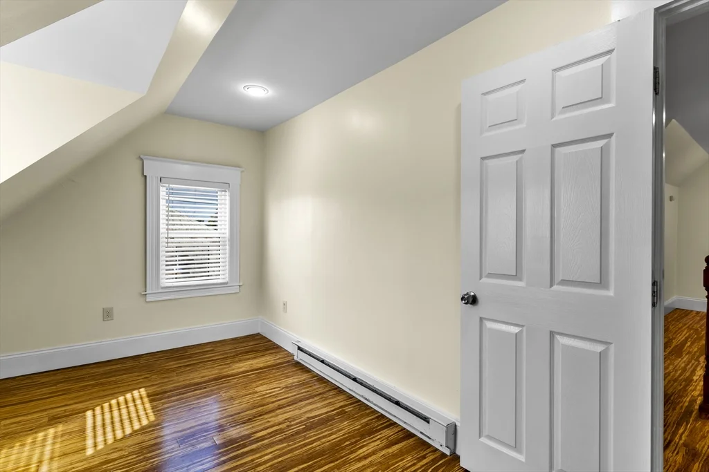 4 bed, 1 bath apartment for rent at 35 Payne Unit 2, Quincy — photo 18 of 25