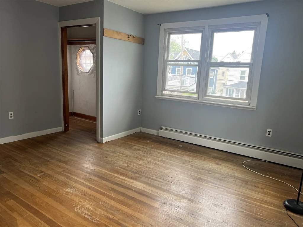 2 bed, 1 bath apartment for rent at 35 Pearl Ave Unit 2, Winthrop — photo 8 of 11
