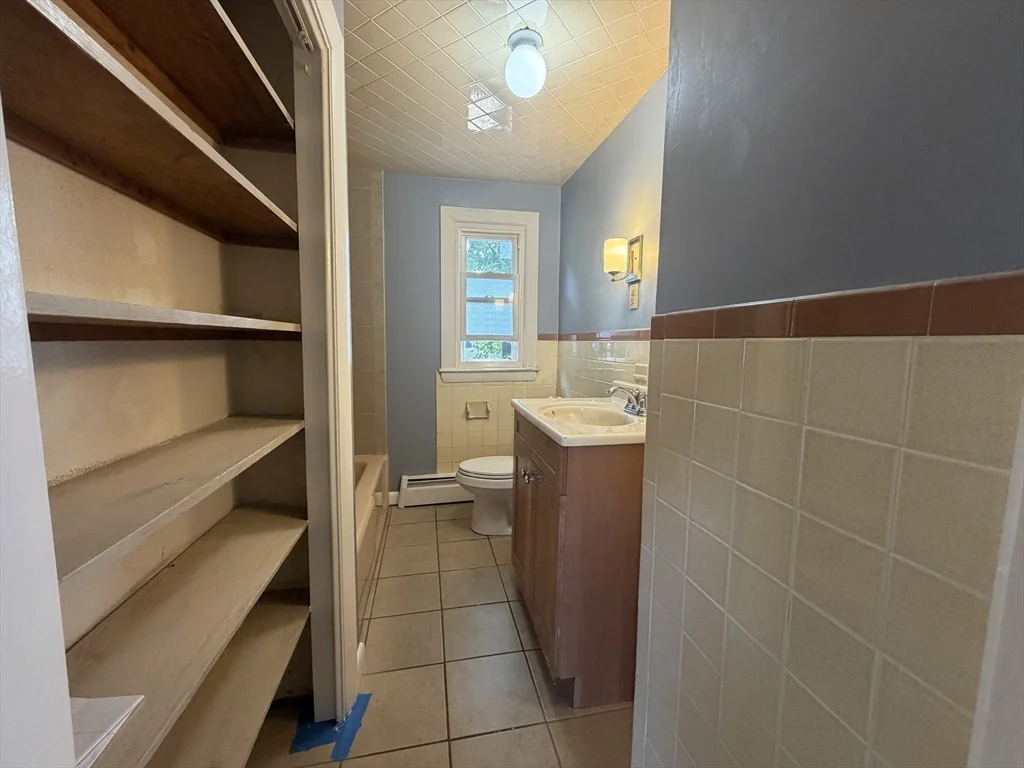2 bed, 1 bath apartment for rent at 35 Pearl Ave Unit 2, Winthrop — photo 11 of 11