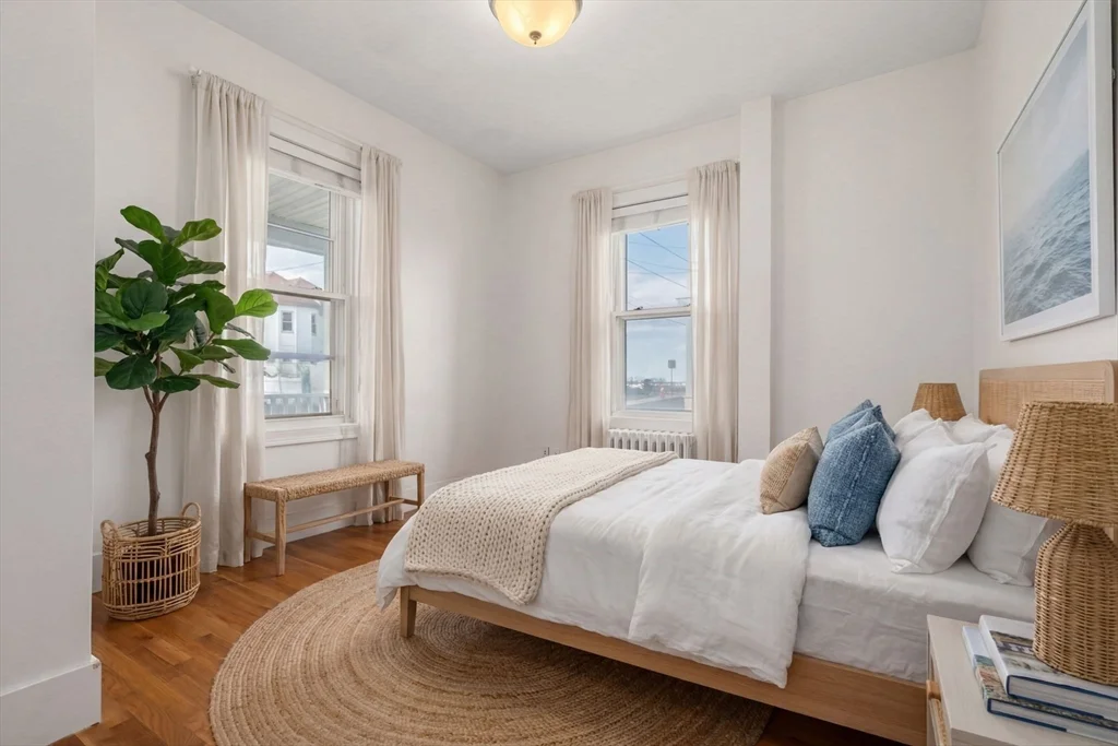2 bed, 2 bath apartment for rent at 35 Perkins St Unit 1, Winthrop Beach — photo 11 of 20