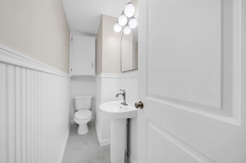 3 bed, 1 bath apartment for rent at 35 Peters St Unit 1, North Andover — photo 24 of 26