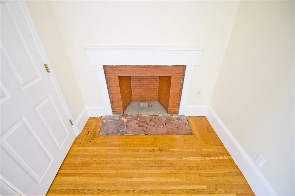 1 bed, 1 bath apartment for rent at 35 Pleasant St Unit 1F, Dorchester — photo 9 of 18