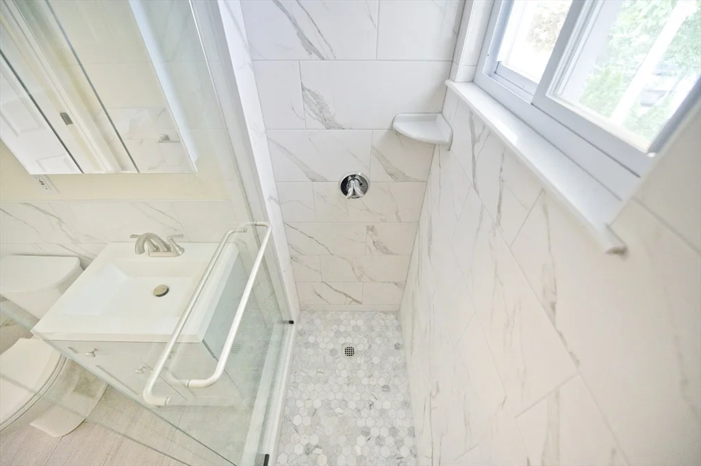 1 bed, 1 bath apartment for rent at 35 Pleasant St Unit 1F, Dorchester — photo 14 of 18