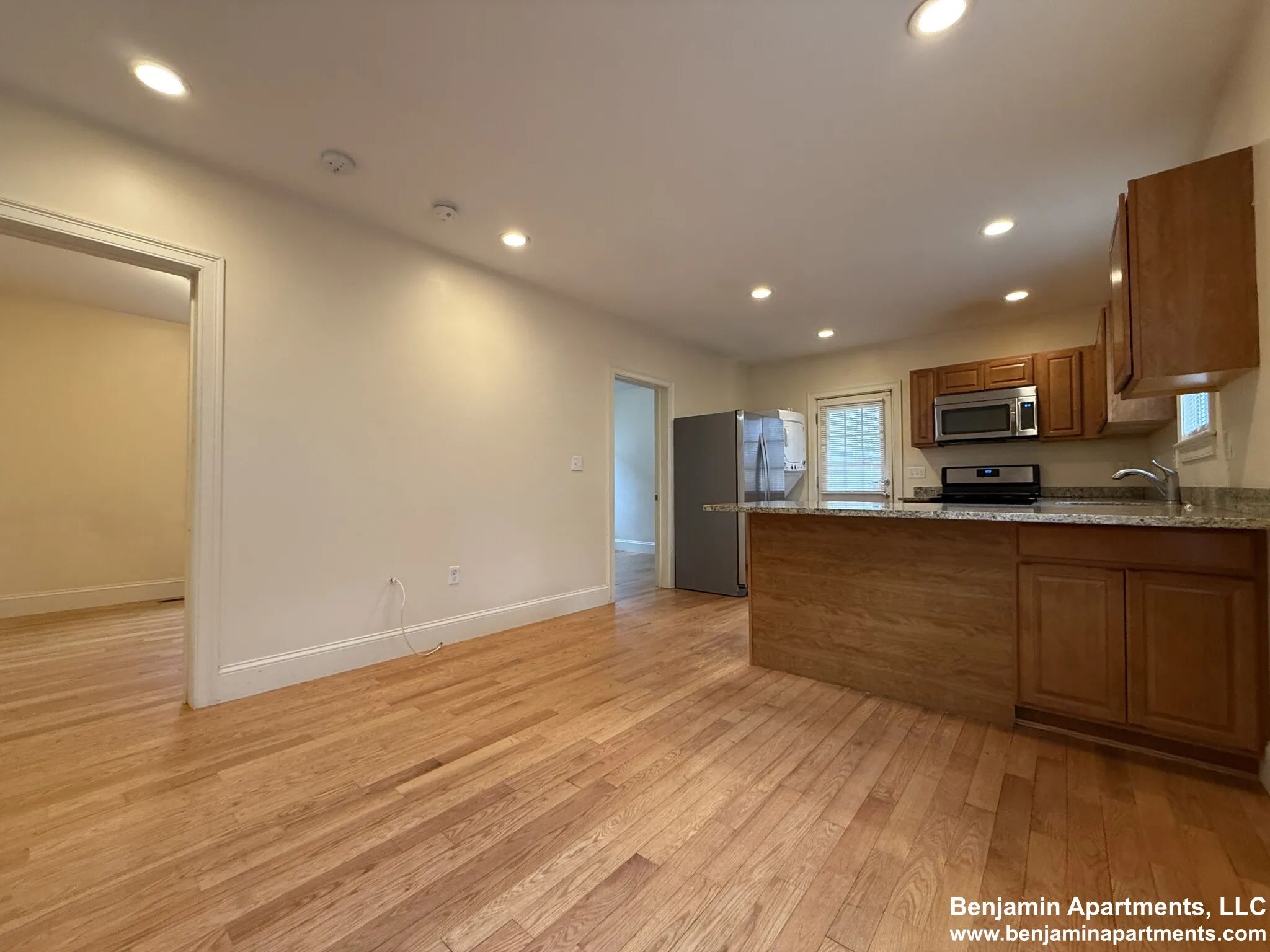 4 bed, 2 bath apartment for rent at 35 Pratt St Unit 1B, Allston — photo 8 of 20