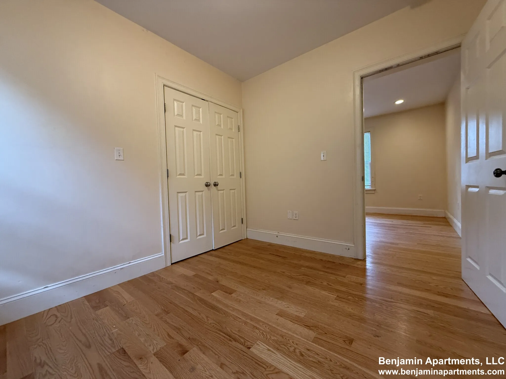 4 bed, 2 bath apartment for rent at 35 Pratt St Unit 1B, Allston — photo 11 of 20