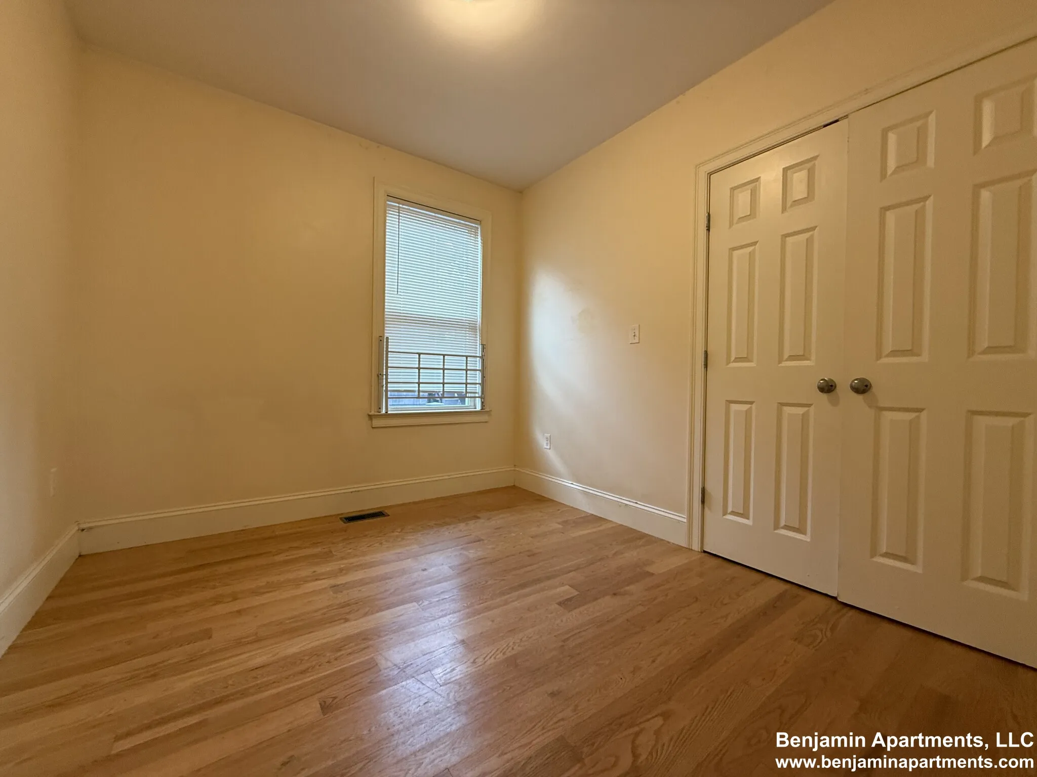4 bed, 2 bath apartment for rent at 35 Pratt St Unit 1B, Allston — photo 10 of 20