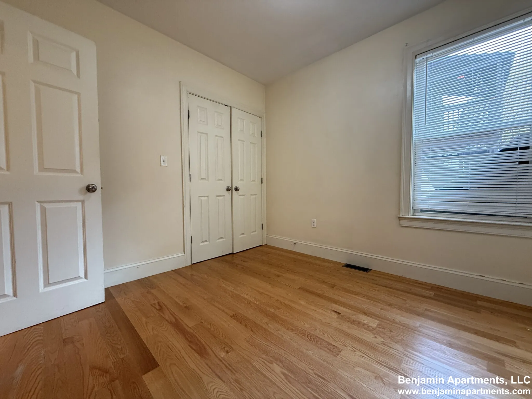 4 bed, 2 bath apartment for rent at 35 Pratt St Unit 1B, Allston — photo 13 of 20