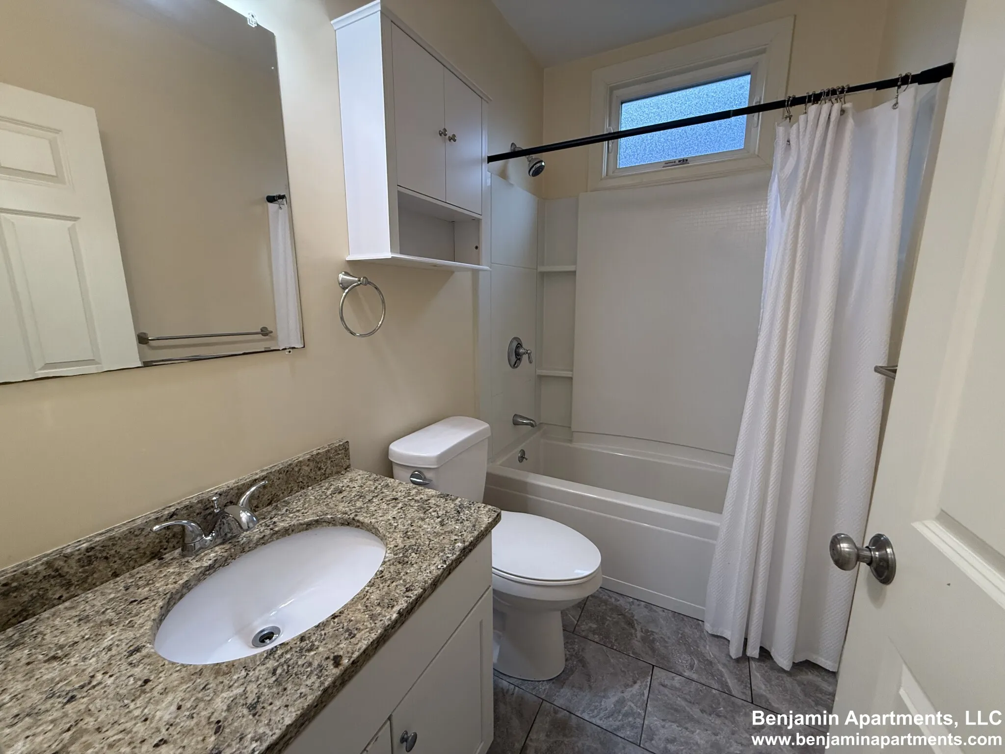 4 bed, 2 bath apartment for rent at 35 Pratt St Unit 1B, Allston — photo 14 of 20