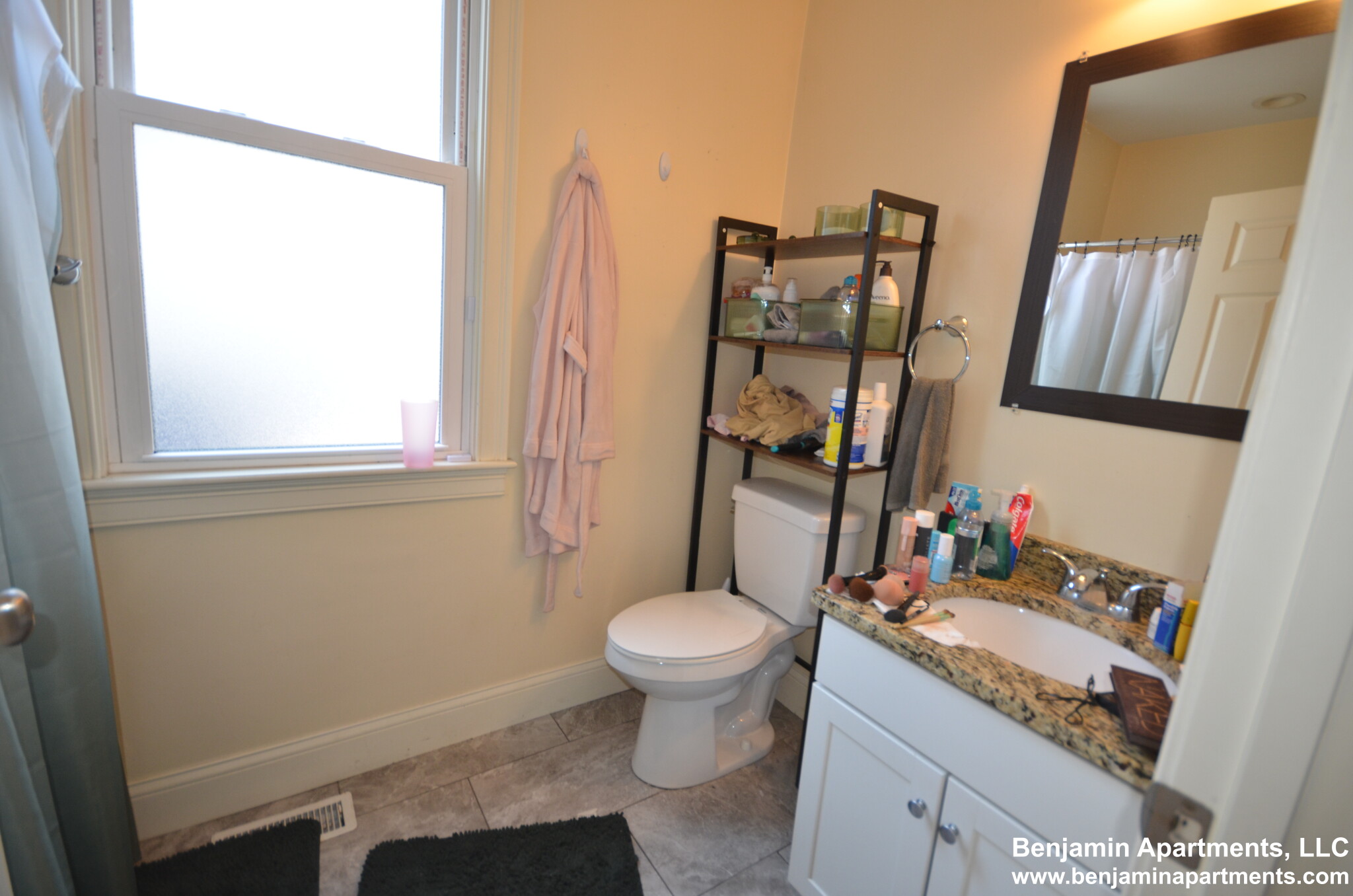 4 bed, 2 bath apartment for rent at 35 Pratt St Unit 1D, Allston — photo 12 of 15