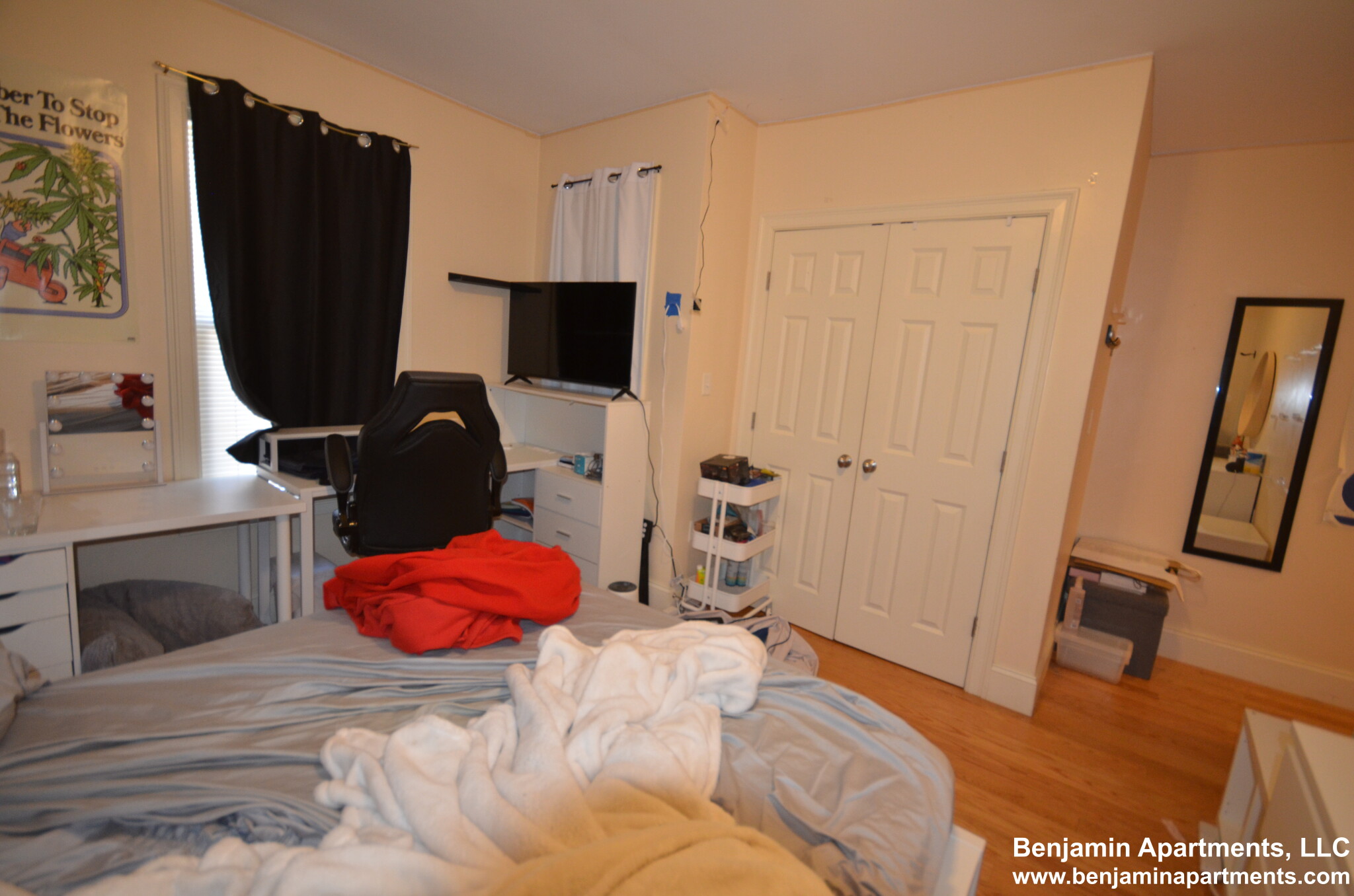 4 bed, 2 bath apartment for rent at 35 Pratt St Unit 1D, Allston — photo 6 of 15